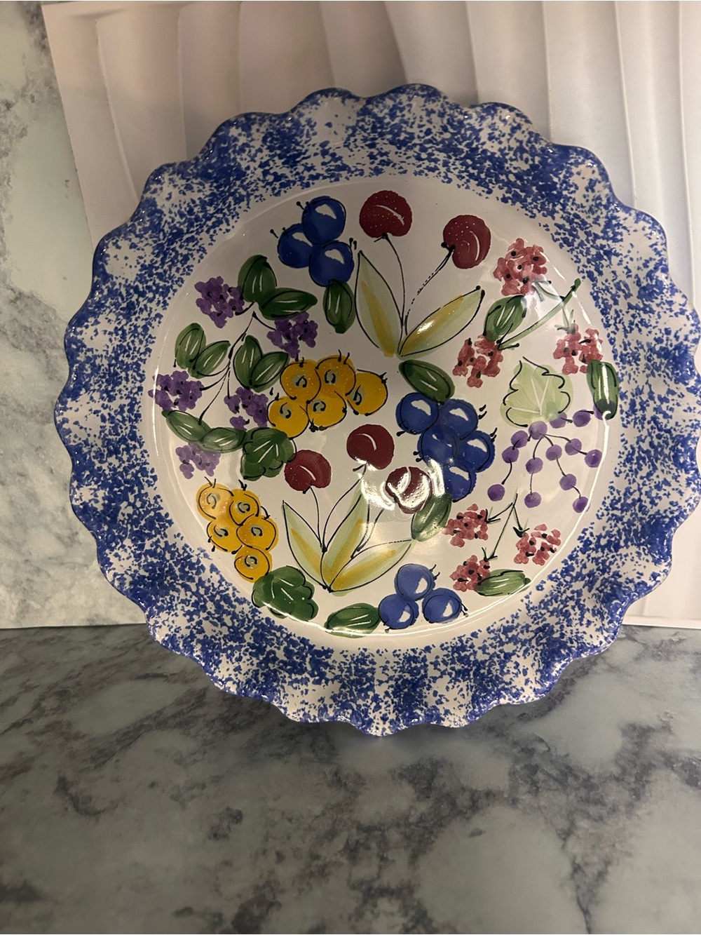 Hand-Painted Floral Ceramic pie Plate - Blue Border